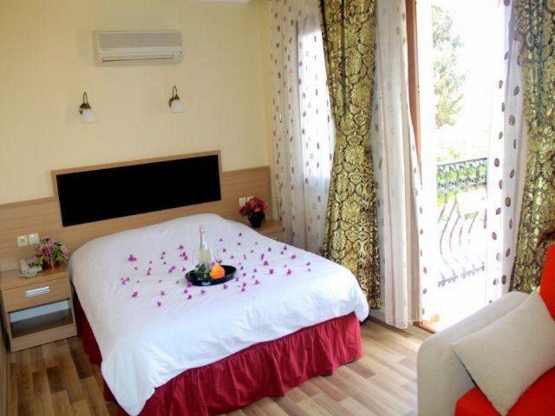 Magic Tulip Hotel Oludeniz Exterior foto